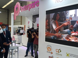 FORO AGRO GANADERO, El ministro de Agricultura felicita a INTERPORC por su labor en defensa de la buena labor de los profesionales del porcino