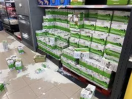 FORO AGRO GANADERO, Los ganaderos irrumpen en los supermercados para señalar 