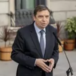 Luis Planas confirma el apoyo del Gobierno de España a la iniciativa “Granos desde Ucrania” con 2,7 millones de euros