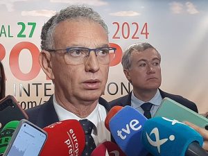 El delegado del Gobierno subraya la apuesta por modernizar los regadíos con 110 millones invertidos en Extremadura