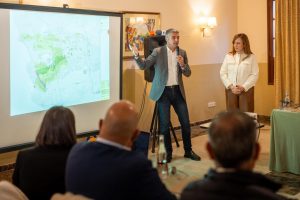 Canarias elabora un decreto-ley para recuperar parcelas de 600 agricultores afectados por la erupción en La Palma