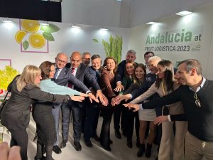 La Junta apoya la participación de casi una treintena de empresas agroalimentarias en Fruit Logistica