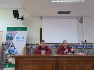 El delegado de Agricultura señala que el Ifapa trabaja al servicio de la dehesa y de la ganadería