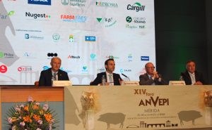 La Asociación Nacional de Veterinarios de Porcino Ibérico celebra su XIV Foro en Mérida