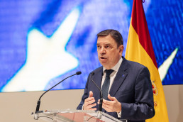  Planas visita La Vega Innova, centro para impulsar el emprendimiento digital de la cadena agroalimentaria