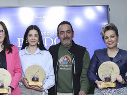 Una ganadería sostenible de Teruel, premiada como mejor proyecto emprendedor femenino en el medio rural