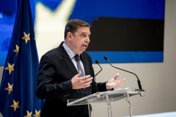 Planas destaca el valor de la acuicultura para contribuir al desarrollo de las comunidades rurales