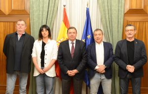 Planas aborda con CCOO y UGT la situación actual y los retos del sector agrario