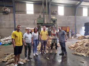 La Diputación de Teruel conoce de la mano del CITA varios ejemplos de revalorización de la lana de oveja en Cuenca