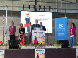 Fuentes destaca el apoyo de Diputación al sector ganadero al inaugurar la Feria del Pastoreo de Villaralto