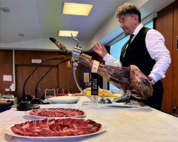 El jamón ibérico cuenta con un perfil nutricional que lo convierte en 