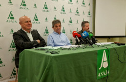 Asaja afronta 2026 con preocupación por las enfermedades ganaderas y la fauna salvaje tras un año agrícola 