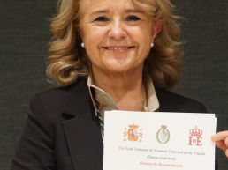 Conferencia Ilma. Sra. D.ª Aránzazu Meana Mañes – El papel de la profesión veterinaria en la apicultura