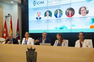 CEVE reclama un debate sobre a quién debe proteger de forma prioritaria el derecho en materia de medicamento veterinario 